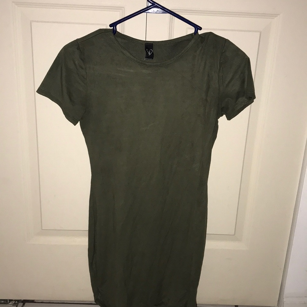 Windsor - Olive Green Velvet T-Shirt Dress (XS)